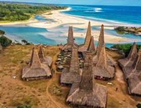 Pesona Wisata Budaya di Desa Adat Ratenggaro Sumba