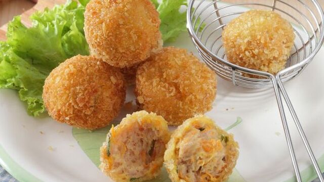 Resep Sederhana Bola-Bola Ayam yang Selalu Jadi Favorit