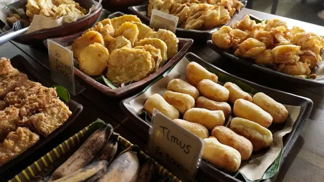 Makanan Gurih Teman Kopi Pagi